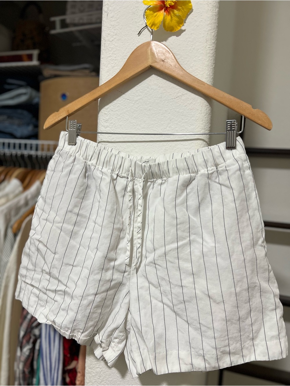 ARITZIA WILFRED The Lodge Short Mini - Cruise Linen - Picture 16 of 16